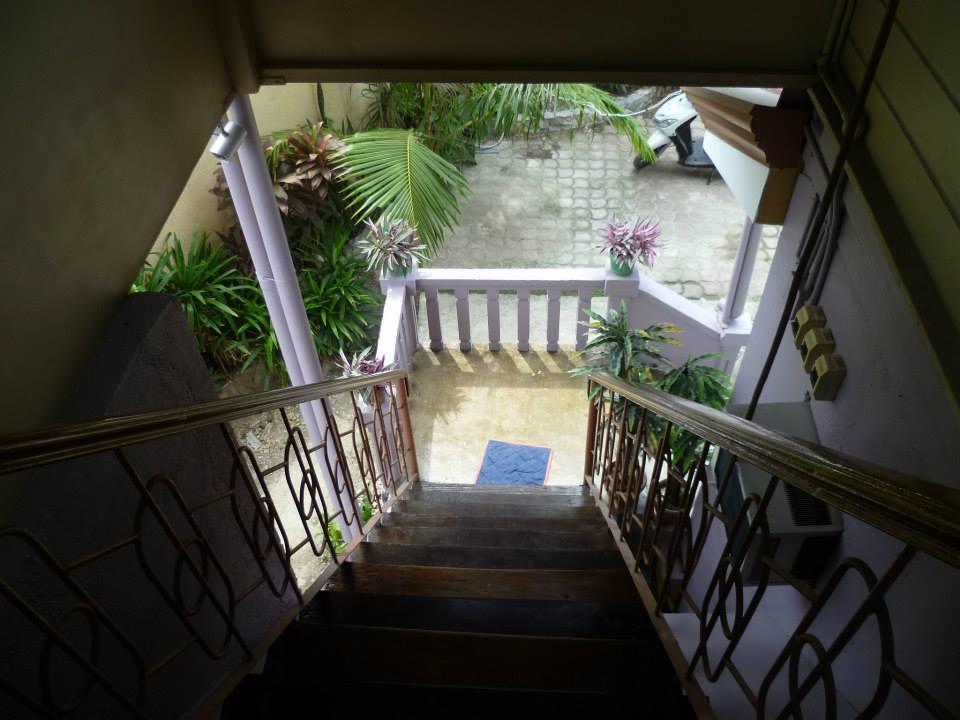 Newport Oak Pension Inn Тагбиларан Сити Екстериор снимка